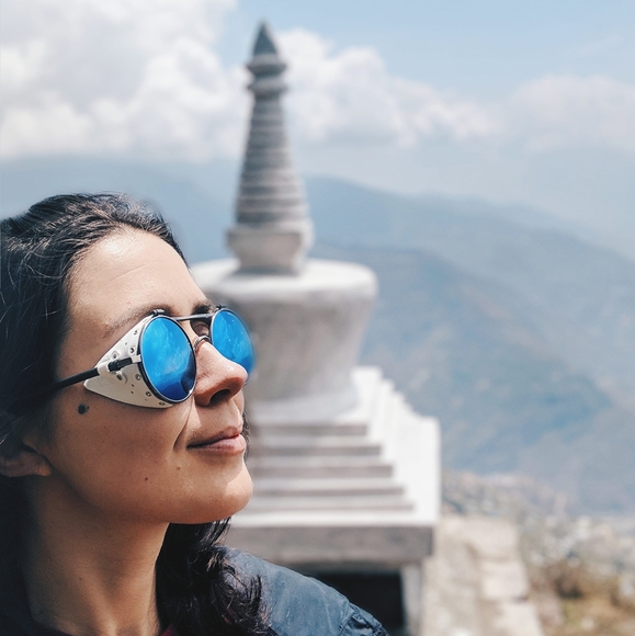 Meet your Posher, Valeria - Picture 1 of 1